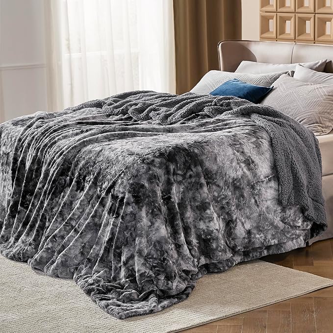 Bedsure GentleSoft Sherpa Fluffy Blanket Queen Size for Bed - Fleece Warm and Cozy for Women Gift, Plush & Fuzzy Faux Fur Christmas Blanket for Couch, Sofa Decor, Tie Dye Design, Grey, 90x90 Inches