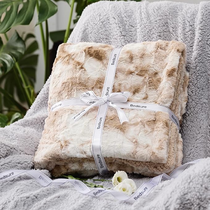 Bedsure GentleSoft Sherpa Fluffy Throw Blanket - Fleece Warm and Cozy Throw for Women Gift, Plush & Fuzzy Faux Fur Blanket for Couch, Sofa and Bed Decor, Tie Dye Design, Beige, 50x60 Inches