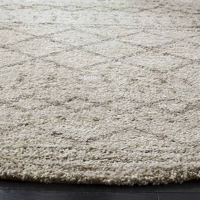 SAFAVIEH Arizona Shag Collection Area Rug - 8' Round, Ivory & Beige, Moroccan Design, Non-Shedding & Easy Care, 1.6-inch Thick Ideal for High Traffic Areas in Living Room, Bedroom (ASG741A)