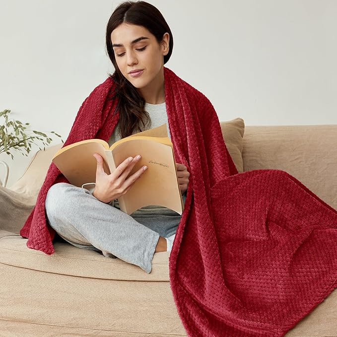 Exclusivo Mezcla Fleece Bed Blanket King Size, Super Soft and Warm Blankets for Couch, Sofa and Bed Waffle Textured, Cozy, Fuzzy and Lightweight (Deep Red, 90x104 Inches)