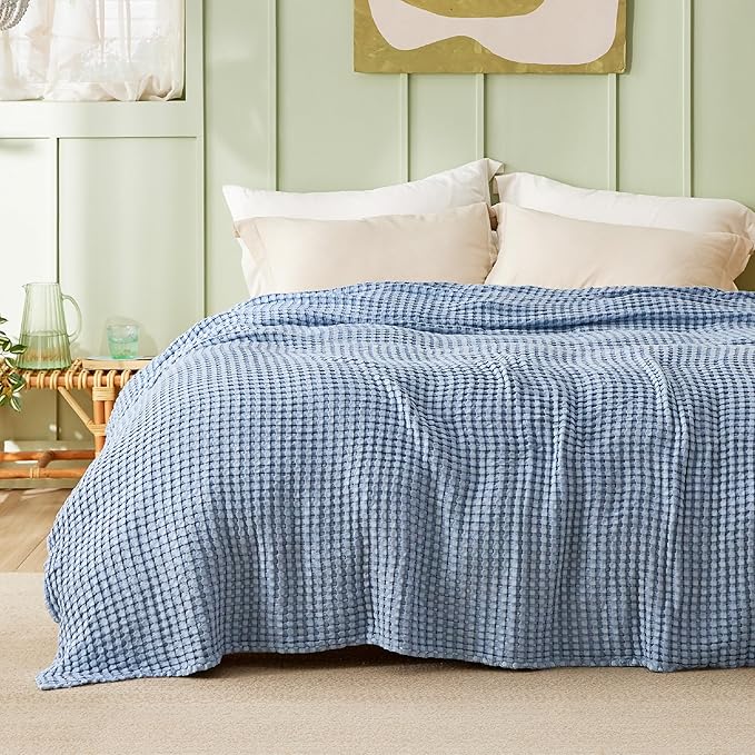 Bedsure Cooling Cotton Waffle Queen Size Blanket - Lightweight Breathable Summer Blanket of Rayon Derived from Bamboo for Hot Sleepers, Luxury Throws for Bed, Couch and Sofa, Fog Blue, 90x90 Inches