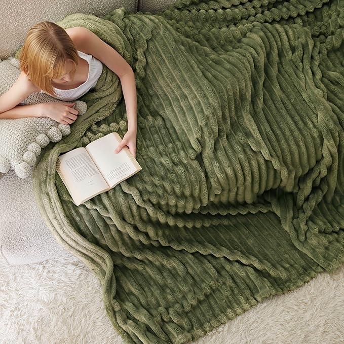 Bedsure GentleSoft Cypress Fleece Queen Blanket for Couch - Cozy Soft Blankets for Women, Cute Small Throws for Girls, 90x90 Inches