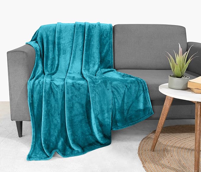 Utopia Bedding Fleece Blanket Throw Size Turquoise 300GSM Luxury Anti-Static Fuzzy Soft Microfiber Blanket for Couch, Sofa and Bed (60x50 Inch)