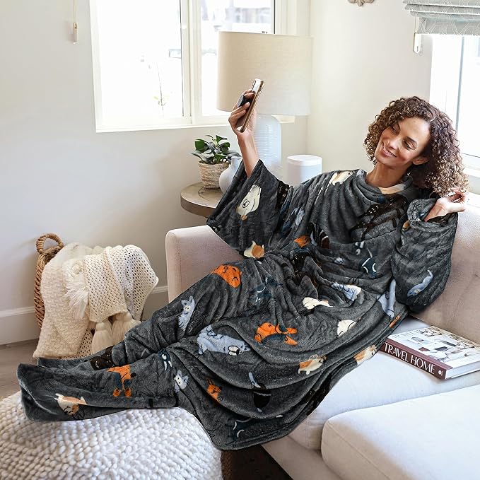 Catalonia Wearable Fleece Blanket with Sleeves and Foot Pockets for Adult Women Men, Micro Plush Comfy Wrap Sleeved Throw Blanket Robe Large, Gray Dog