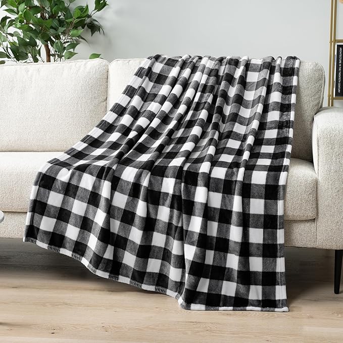 PAVILIA Black and White Buffalo Plaid Fleece Throw Blanket for Couch, Soft Checkered Flannel Blanket for Sofa, Plaid Christmas Couch Throw Bed, Warm Cozy Decorative Blanket Fall Decor Gift, 60x80