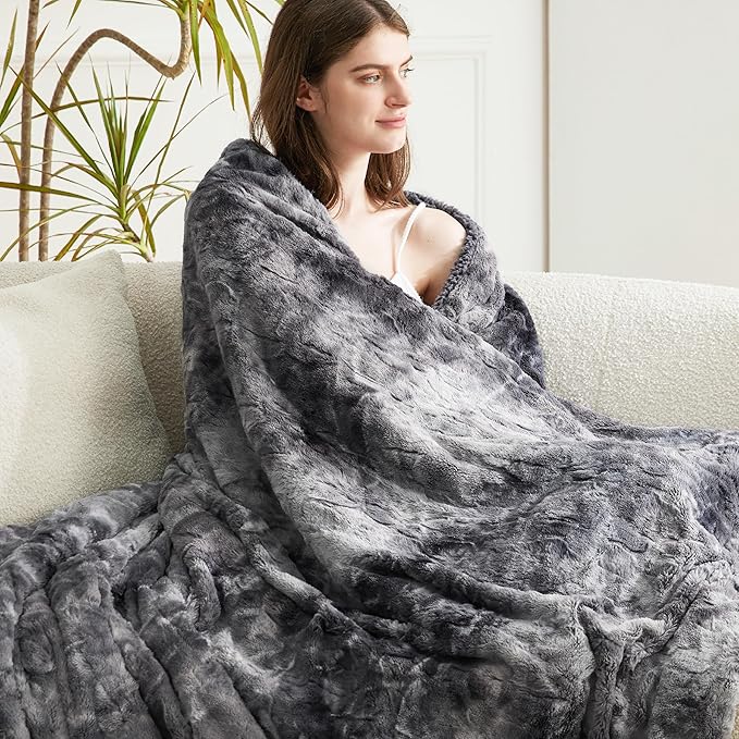 Bedsure GentleSoft Sherpa Fluffy Blanket Twin Size - Fleece Warm and Cozy Throw for Women Gift, Plush & Fuzzy Faux Fur Christmas Blanket for Couch, Sofa, Bed Decor, Tie Dye Design, Grey, 60x80 Inches