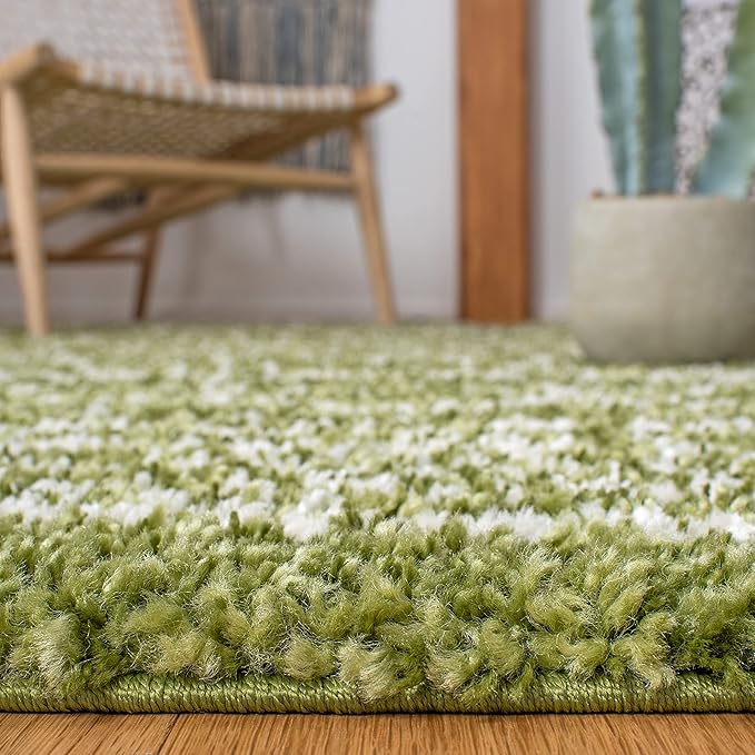SAFAVIEH Arizona Shag Collection Runner - 2'3" x 12', Green & Ivory, Moroccan Design, Non-Shedding & Easy Care, 1.6-inch Thick, Ideal for The Living Room, Dining, Bedroom (ASG741X)