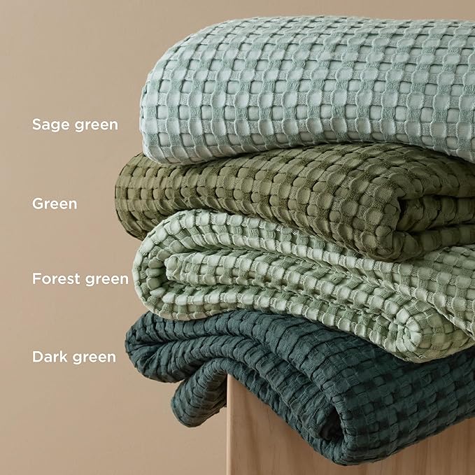 Bedsure Cooling Cotton Waffle Weave Throw Blanket - Lightweight Breathable Blanket of Rayon Derived from Bamboo for Hot Sleepers, Luxury Throws for Bed, Couch and Sofa, Green, 50x70 Inches