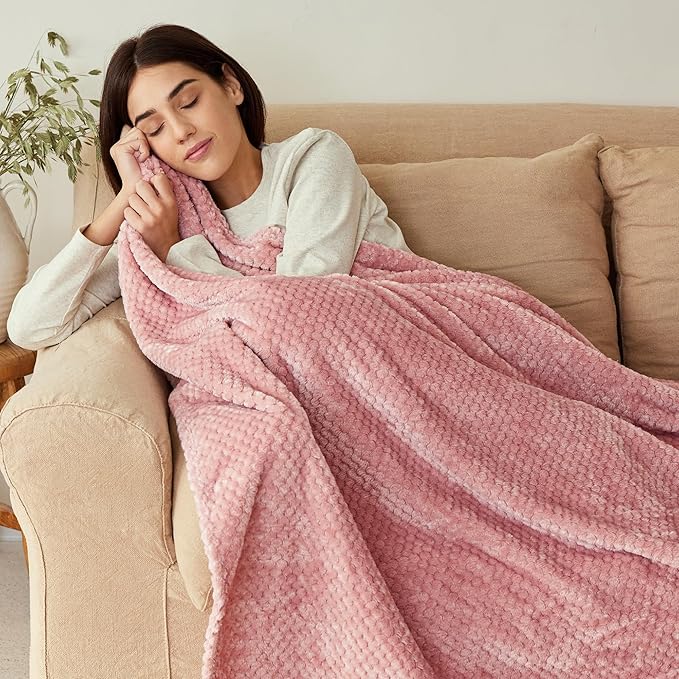 Exclusivo Mezcla Fleece Bed Blanket Queen Size, Super Soft and Warm Blankets for Couch, Sofa and Bed Waffle Textured, Cozy, Fuzzy and Lightweight (Dusty Pink, 90x90 Inches)