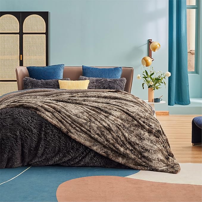 Bedsure GentleSoft Sherpa Fluffy Blanket King Size for Bed - Fleece Warm and Cozy for Women Gift, Plush & Fuzzy Faux Christmas Fur Blanket for Couch, Sofa Decor, Tie Dye Design, Brown, 108x90 Inches