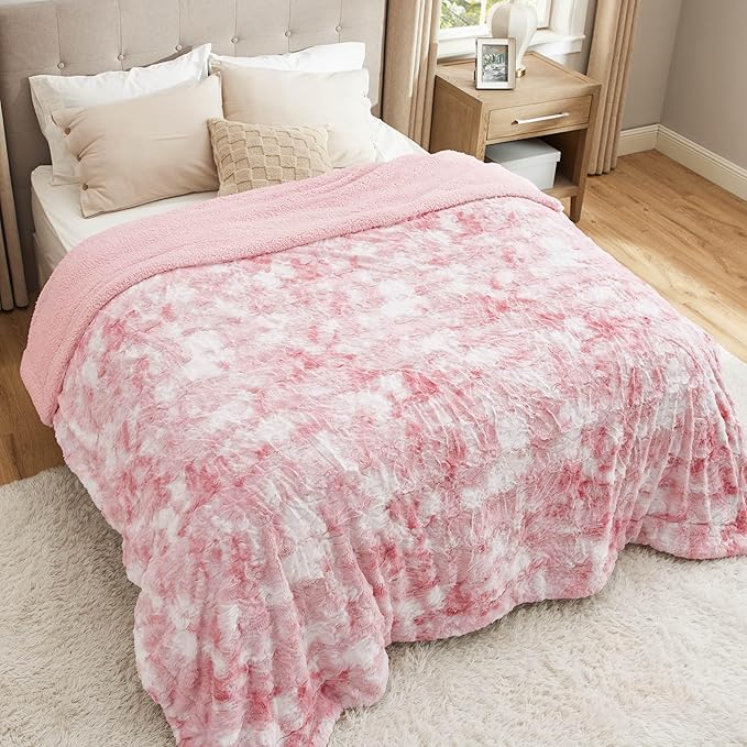 Bedsure GentleSoft Sherpa Fluffy Blanket Queen Size for Bed - Fleece Warm and Cozy for Women Gift, Plush & Fuzzy Faux Fur Blanket for Couch, Sofa and Decor, Tie Dye Design, Pink, 90x90 Inches