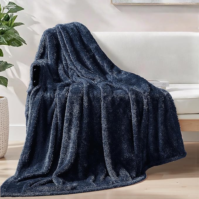 Exclusivo Mezcla Plush Fuzzy Fleece Throw Blanket Extra Large, Super Soft, Fluffy and Warm Blankets for Couch, Bed, Suitable for All Seasons (50x70 Inches, Navy Blue)
