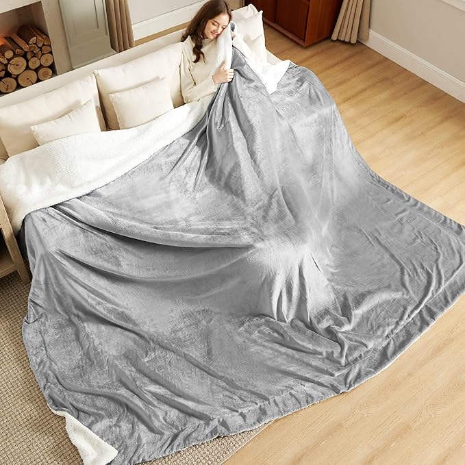 Bedsure GentleSoft Sherpa Fleece Oversized Cal King Blankets for Bed - Thick and Warm Throw for Women and Men, Soft Fuzzy Plush Large Blanket for Winter, Light Grey, 112x98 Inches
