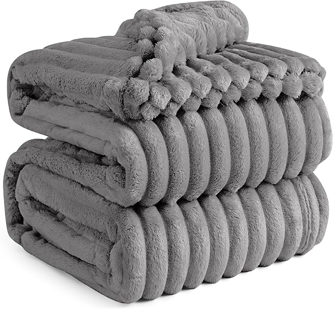 Bedsure GentleSoft Frost Gray Full Blanket for Bed - Cozy Soft Blankets for Women, Cute Large Throws for Girls, 84x90 Inches