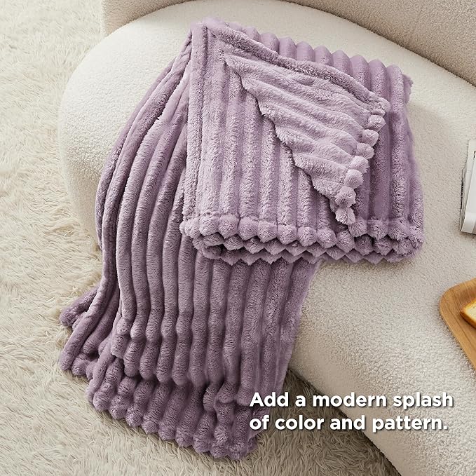 Bedsure GentleSoft Light Purple Throw Blanket for Couch - Cozy Soft Blankets for Women, Cute Small Throws for Girls, Purple, 50x60 Inches