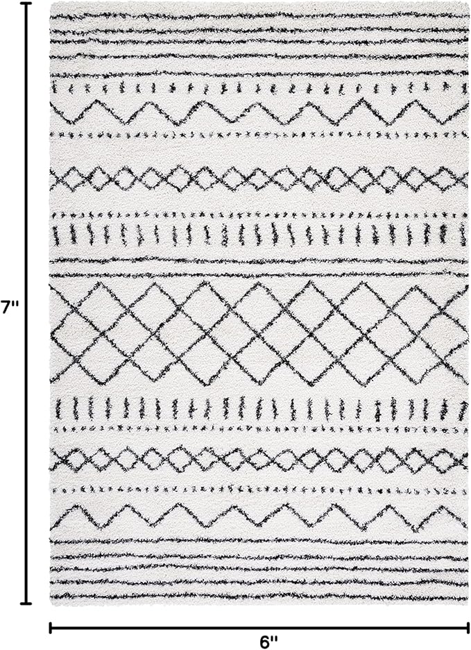 SAFAVIEH Arizona Shag Collection Area Rug - 5'1" x 7'6", Ivory & Black, Moroccan Design, Non-Shedding & Easy Care, 1.6-inch Thick Ideal for High Traffic Areas in Living Room, Bedroom (ASG741Z)