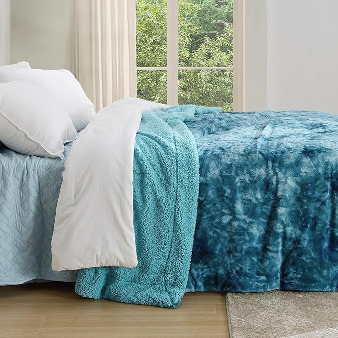 Bedsure GentleSoft Sherpa Fluffy Blanket King Size for Bed - Fleece Warm and Cozy for Women Gift, Plush & Fuzzy Faux Christmas Fur Blanket for Couch, Sofa Decor, Tie Dye Design, Teal, 108x90 Inches