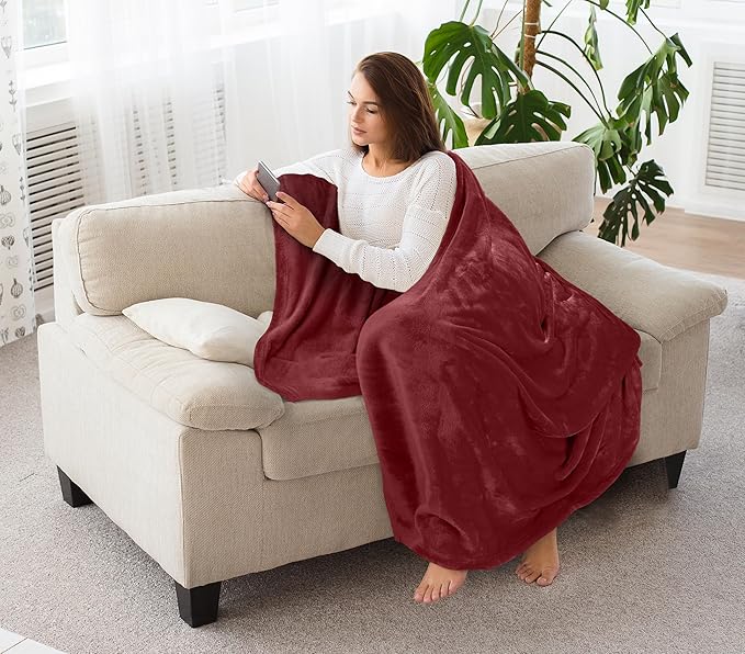 Utopia Bedding Fleece Blanket Throw Size Burgundy 300GSM Luxury Anti-Static Fuzzy Soft Microfiber Blanket for Couch, Sofa and Bed (60x50 Inch)