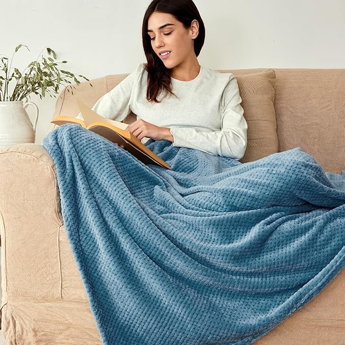 Exclusivo Mezcla Fleece Bed Blanket King Size, Super Soft and Warm Blankets for Couch, Sofa and Bed Waffle Textured, Cozy, Fuzzy and Lightweight (Slate Blue, 90x104 Inches)