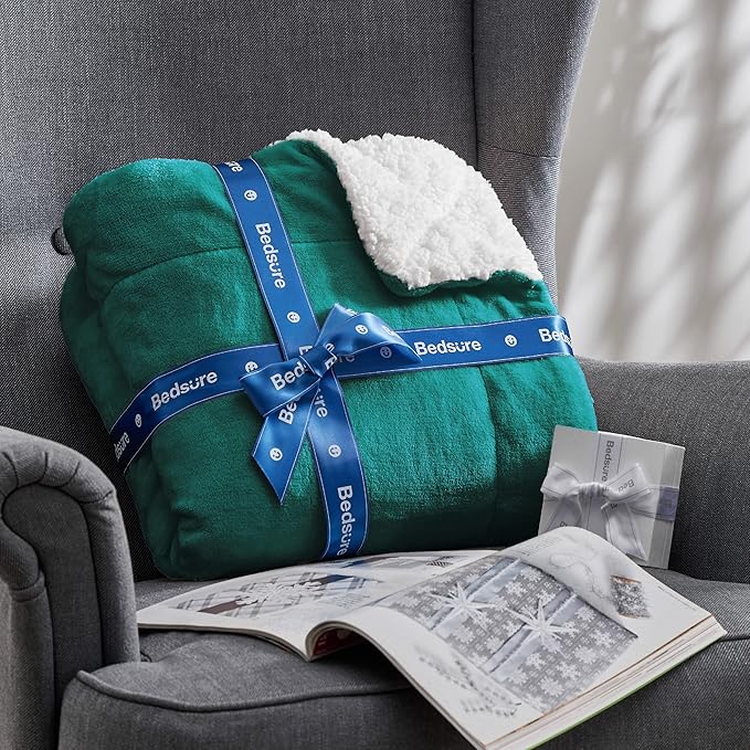 Bedsure GentleSoft Sherpa Fleece Throw Blanket for Couch - Thick and Warm Throw for Women and Men, Soft Fuzzy Plush Christmas Blanket for Winter, Forest Green, 50x60 Inches
