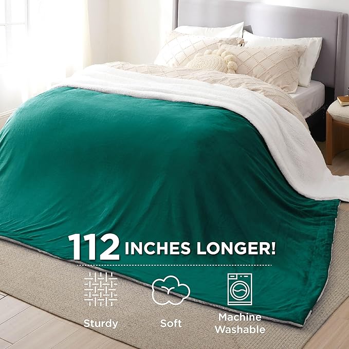 Bedsure GentleSoft Sherpa Fleece Oversized Cal King Blankets for Bed - Thick and Warm Throw for Women and Men, Soft Fuzzy Plush Large Christmas Blanket for Winter, Forest Green, 112x98 Inches
