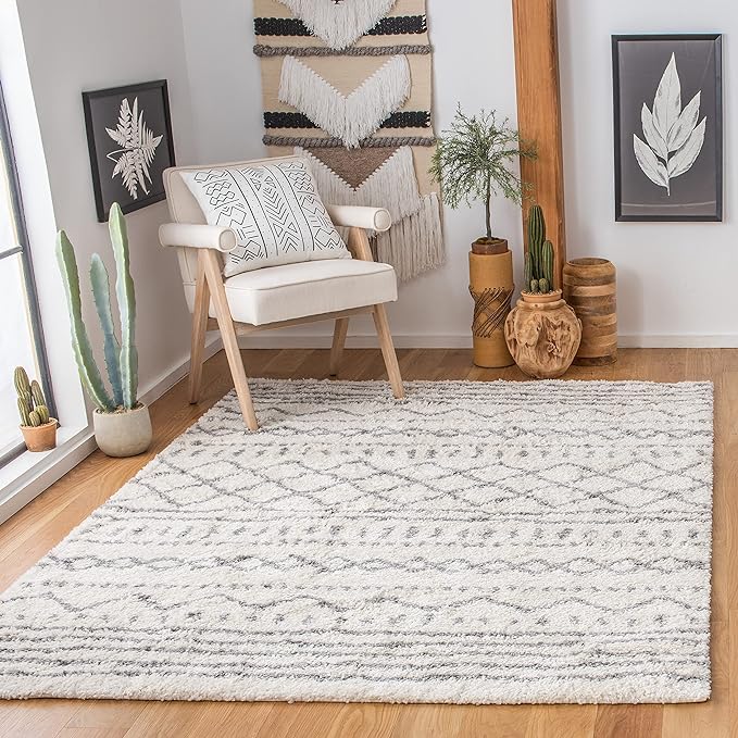 SAFAVIEH Arizona Shag Collection Area Rug - 6' x 8', Ivory & Grey, Non-Shedding & Easy Cleaning, Plush Thick Pile, Ideal for Living Room, Bedroom, Dining Space (ASG741F)