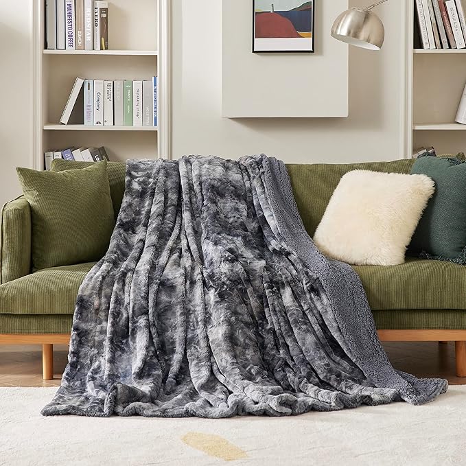 Bedsure GentleSoft Sherpa Fluffy Blanket King Size for Bed - Fleece Warm and Cozy for Women Gift, Plush & Fuzzy Faux Christmas Fur Blanket for Couch, Sofa Decor, Tie Dye Design, Grey, 108x90 Inches