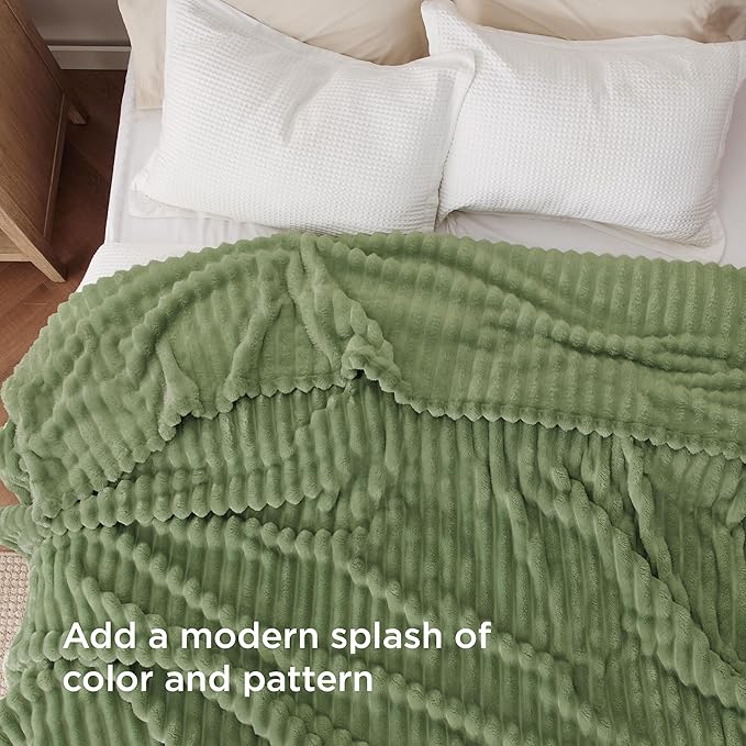Bedsure GentleSoft Reseda Fleece King Blanket for Couch - Cozy Soft Blankets for Women, Cute Small Throws for Girls, 108x90 Inches