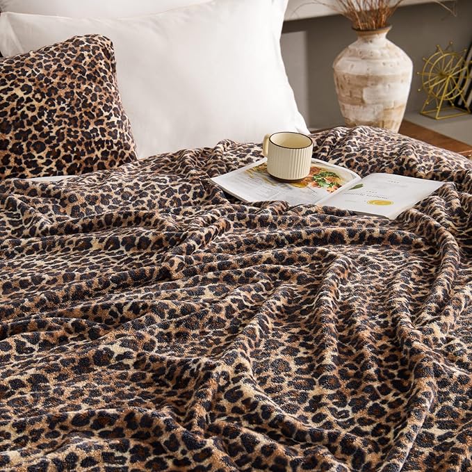 BEDELITE Leopard Print Throw Blanket – Soft Cheetah Blanket for Bed & Couch, Cozy Lightweight Fleece Animal Print Throw, 50"x 60", Brown