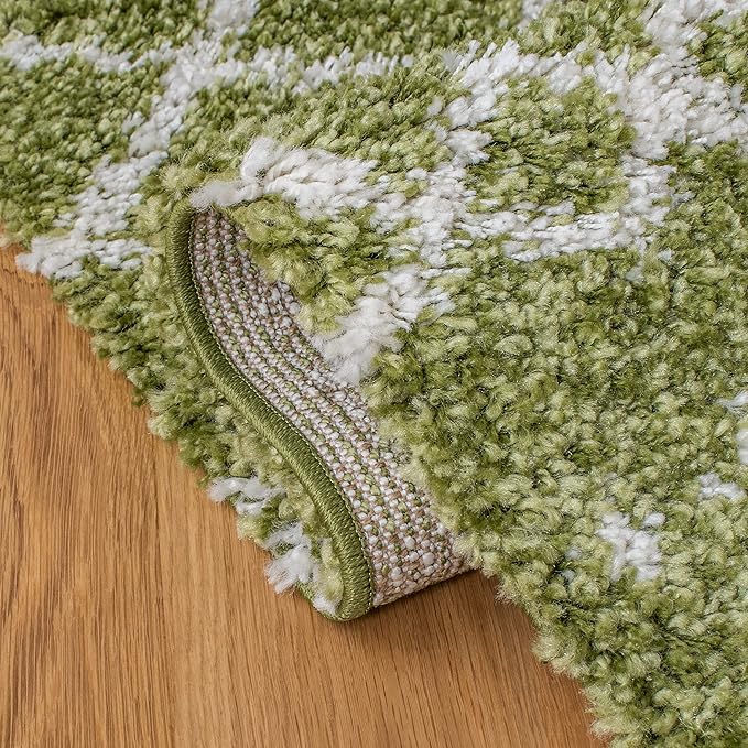 SAFAVIEH Arizona Shag Collection Runner - 2'3" x 12', Green & Ivory, Moroccan Design, Non-Shedding & Easy Care, 1.6-inch Thick, Ideal for The Living Room, Dining, Bedroom (ASG741X)